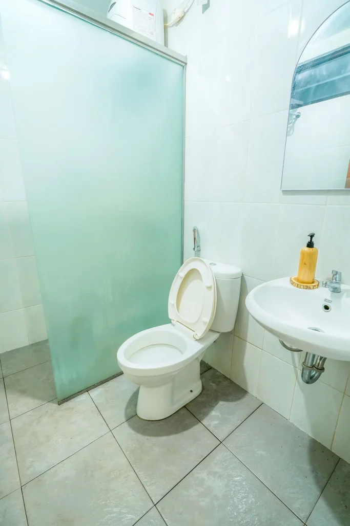 Kamar Mandi Homestay Omah Ralin Fasilitas Kamar Mandi Homestay Omah Ralin Jogja